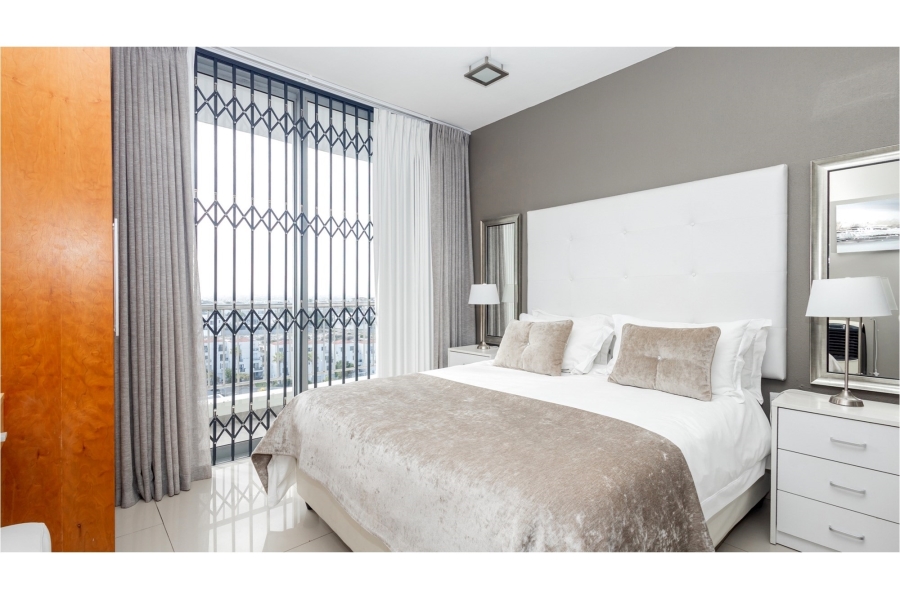 2 Bedroom Property for Sale in Bloubergstrand Western Cape